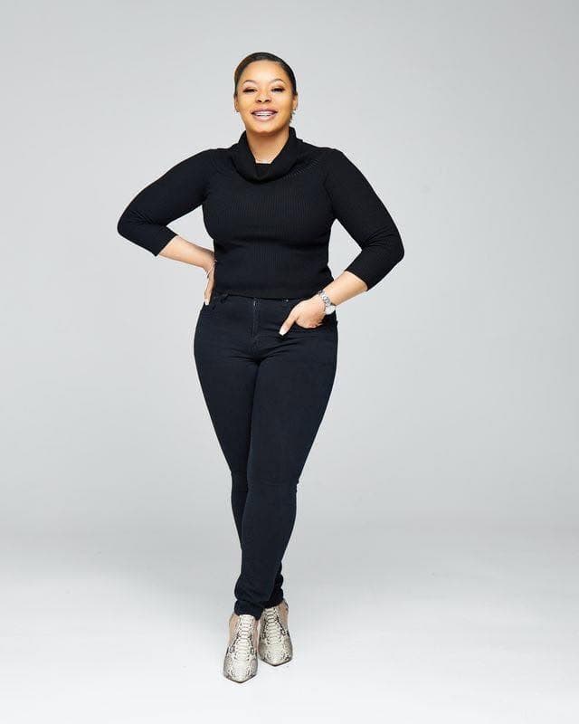 Jasmine, licensed holistic esthetician and founder of Fresh Skin Best Friend